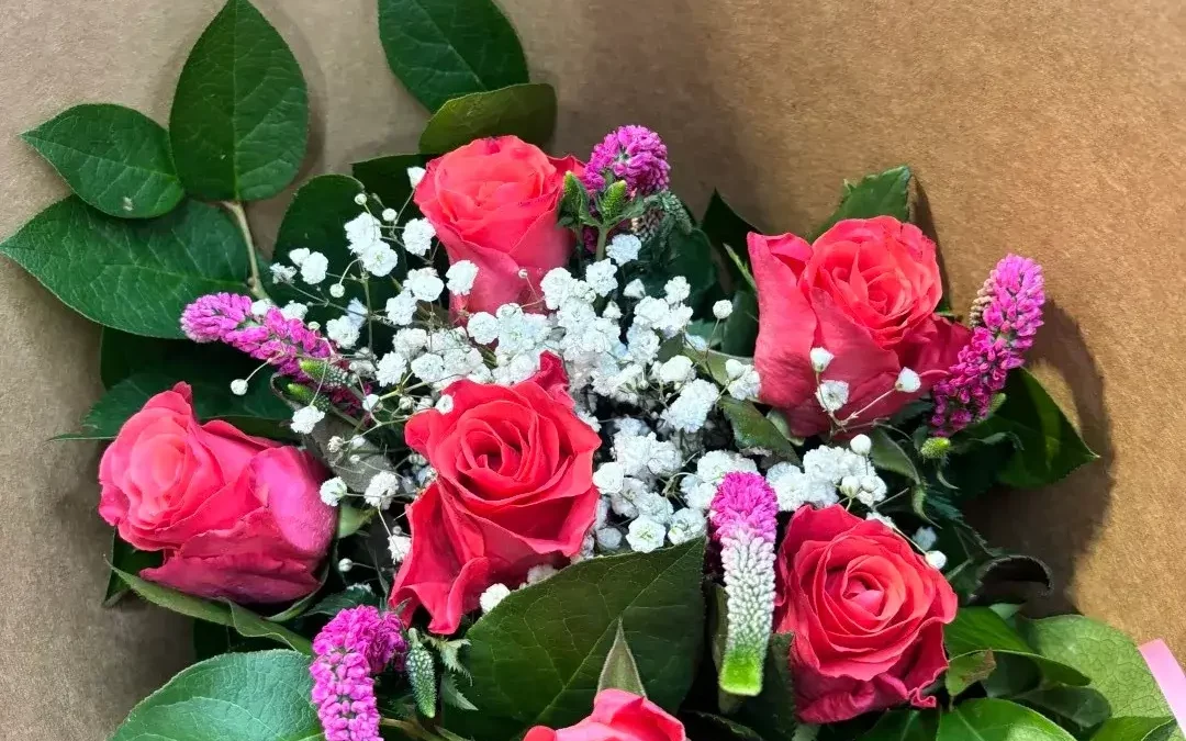 Rendez hommage avec des fleurs pour la Toussaint